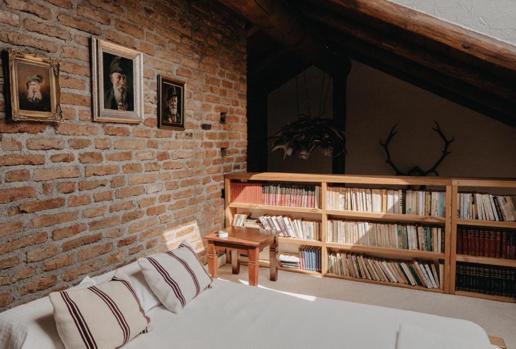Honey Home Bistriţa Kültér fotó