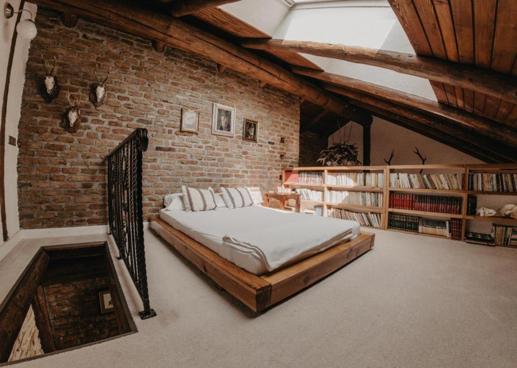 Honey Home Bistriţa Kültér fotó
